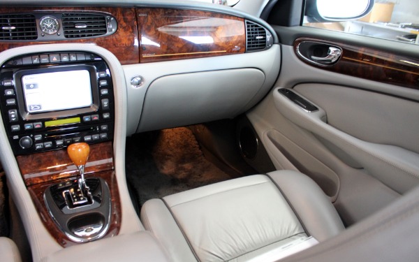 Used-2005-Jaguar-XJ-Series-Vanden-Plas