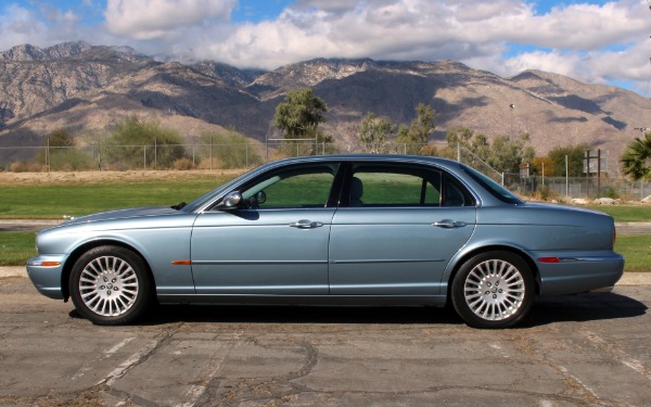 Used-2005-Jaguar-XJ-Series-Vanden-Plas