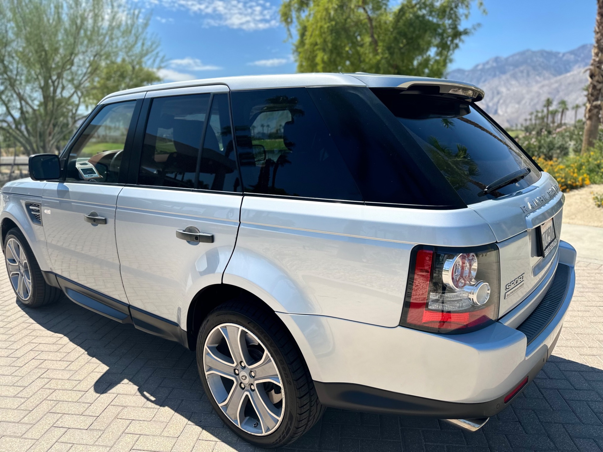 Used-2011-Land-Rover-Range-Rover-Sport-Supercharged