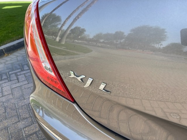 Used-2011-Jaguar-XJL