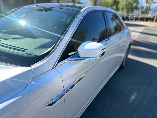 Used-2017-Lincoln-Continental-Select