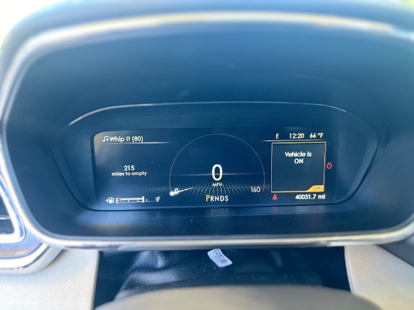 Used-2017-Lincoln-Continental-Select