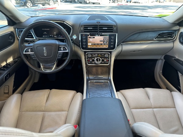 Used-2017-Lincoln-Continental-Select