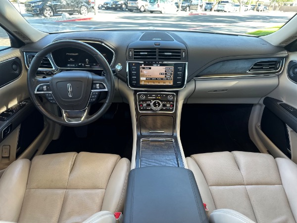 Used-2017-Lincoln-Continental-Select