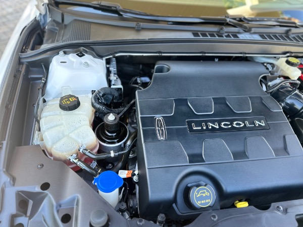 Used-2017-Lincoln-Continental-Select