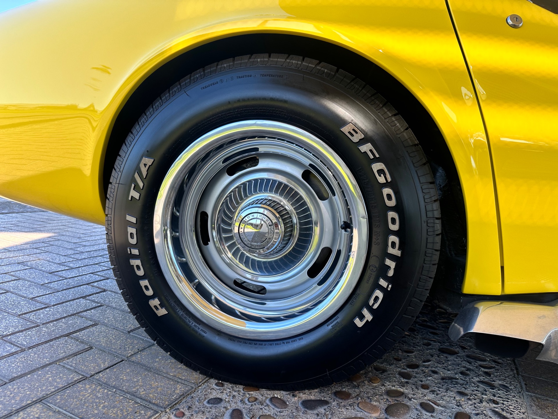 Used-1969-Chevrolet-Corvette-427-4-speed