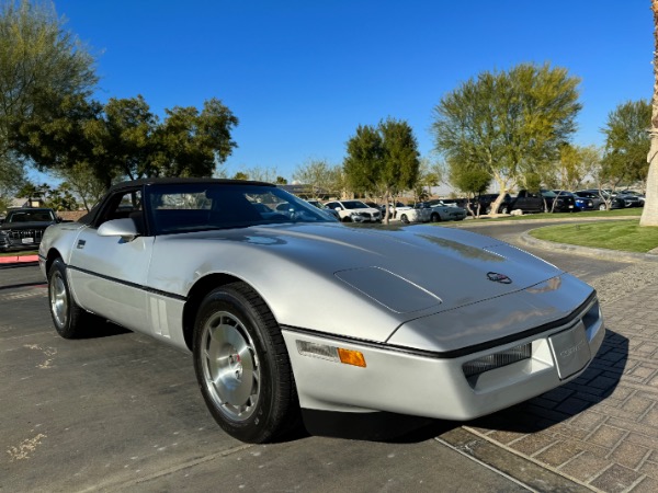 Used-1986-Chevrolet-Corvette-Indianapolis-500-pace-car