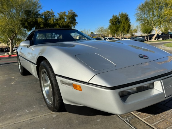 Used-1986-Chevrolet-Corvette-Indianapolis-500-pace-car