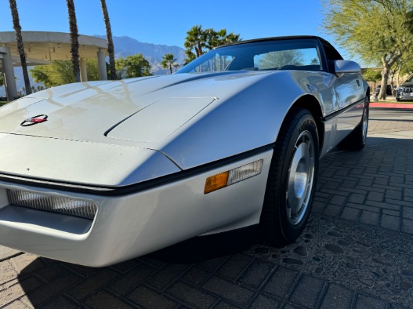 Used-1986-Chevrolet-Corvette-Indianapolis-500-pace-car