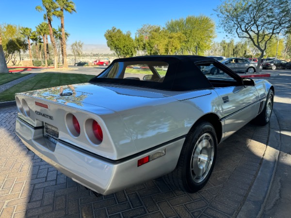 Used-1986-Chevrolet-Corvette-Indianapolis-500-pace-car