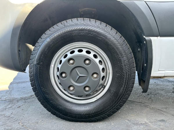 Used-2019-Mercedes-Benz-Sprinter-box-van
