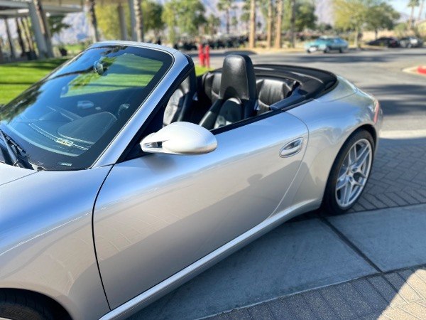 Used-2005-Porsche-911-Carrera