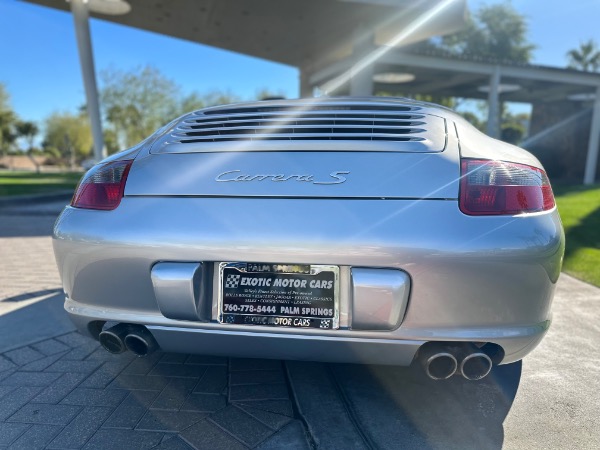 Used-2005-Porsche-911-Carrera