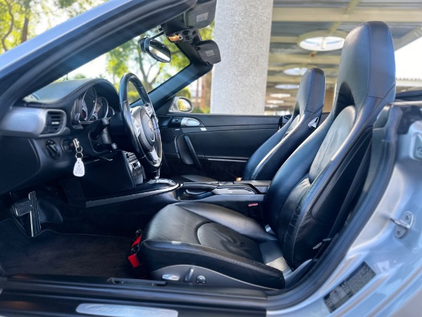 Used-2005-Porsche-911-Carrera