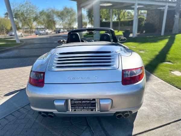 Used-2005-Porsche-911-Carrera