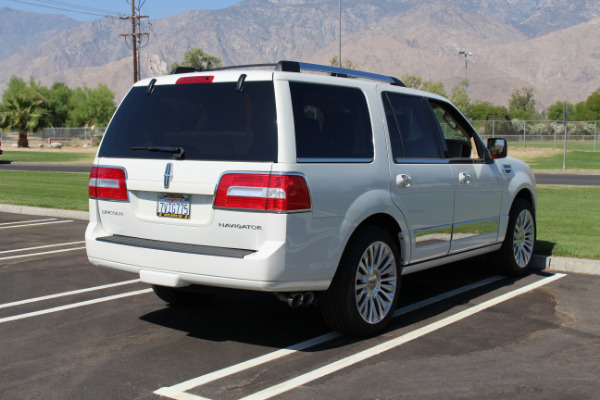 Used-2008-Lincoln-Navigator