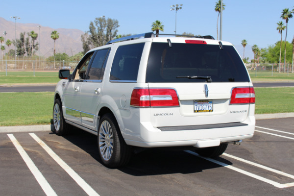 Used-2008-Lincoln-Navigator