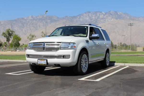 Used-2008-Lincoln-Navigator