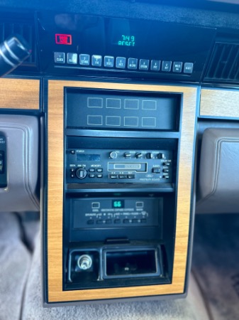 Used-1986-Lincoln-Continental