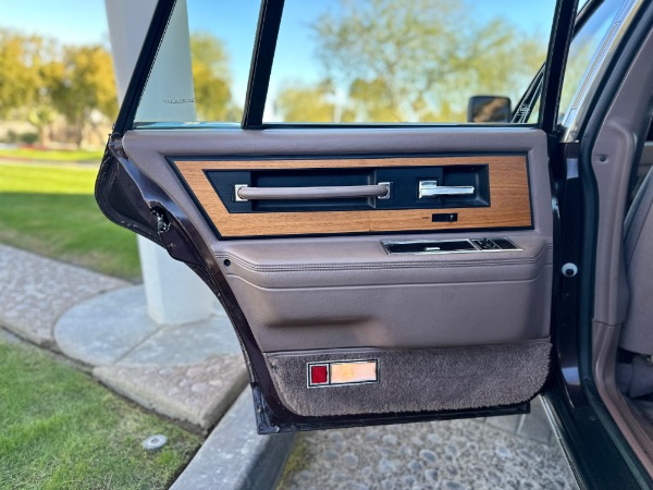 Used-1986-Lincoln-Continental
