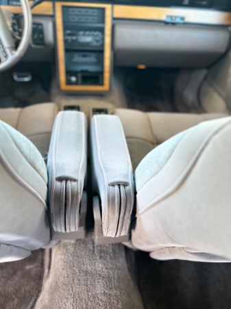 Used-1986-Lincoln-Continental