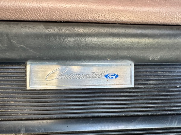 Used-1986-Lincoln-Continental