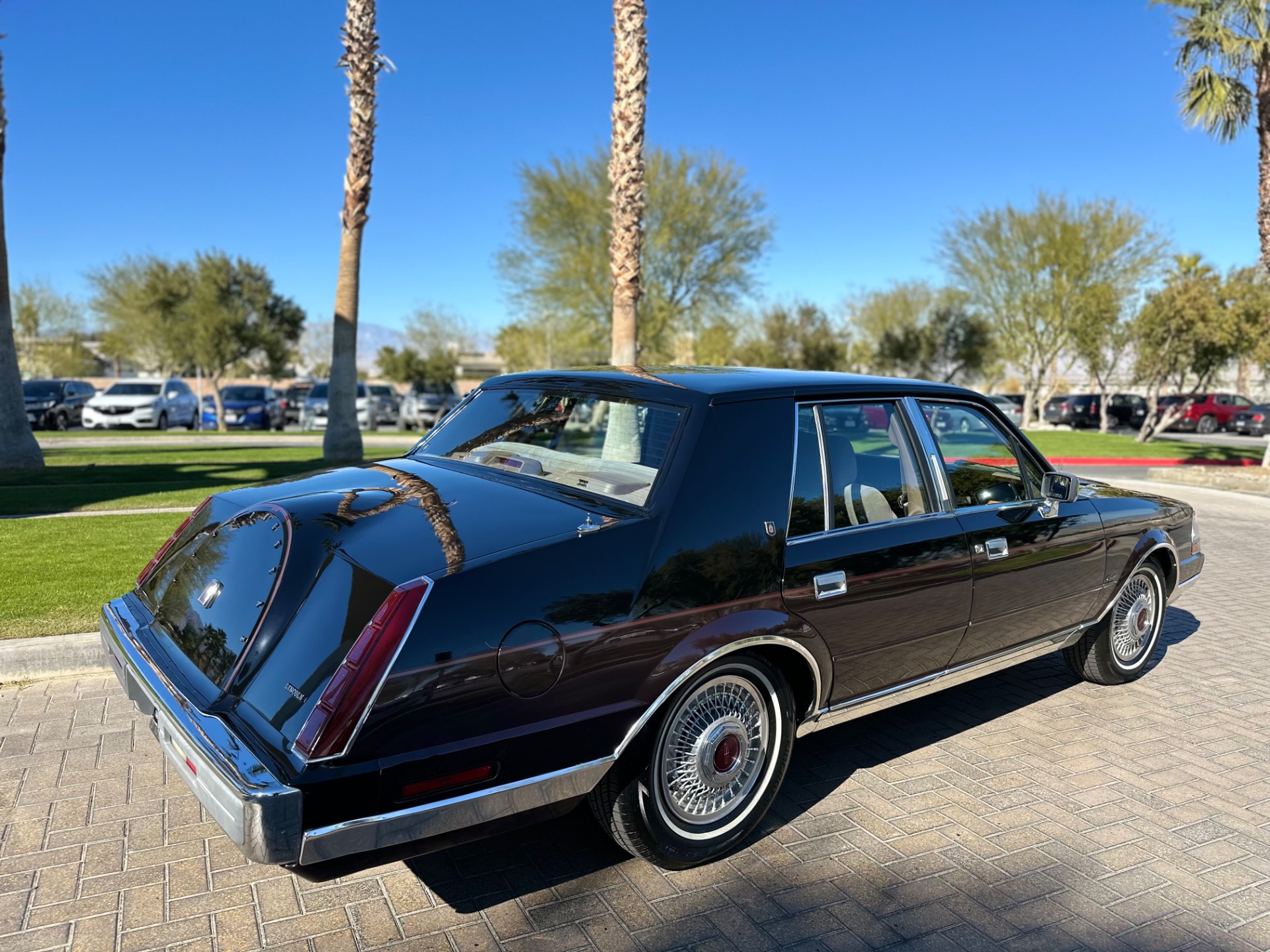 Used-1986-Lincoln-Continental