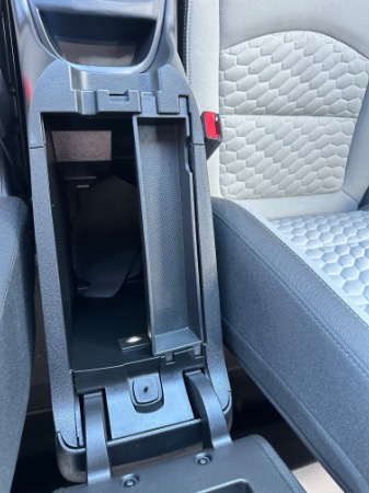 Used-2019-Chevrolet-Equinox-LT