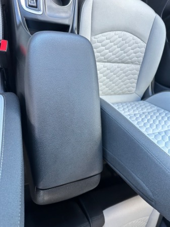 Used-2019-Chevrolet-Equinox-LT