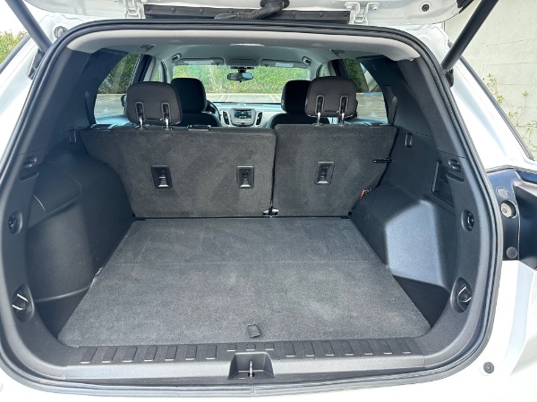 Used-2019-Chevrolet-Equinox-LT