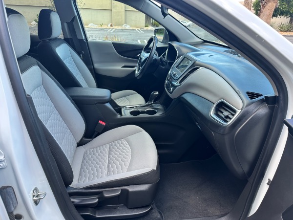 Used-2019-Chevrolet-Equinox-LT
