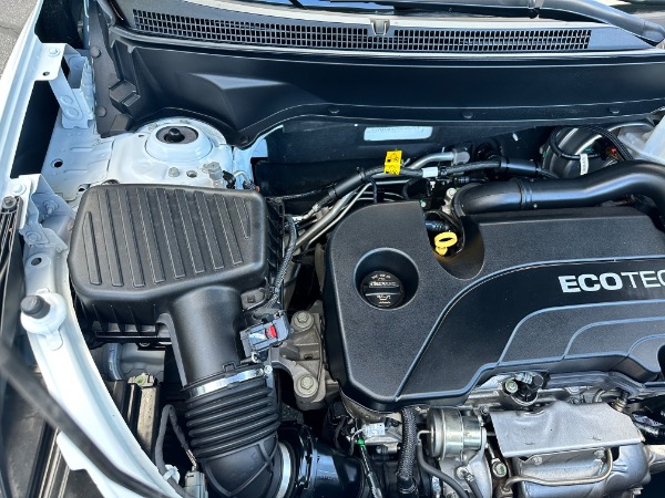 Used-2019-Chevrolet-Equinox-LT
