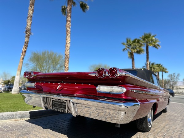 Used-1960-Pontiac-Bonneville-convertible