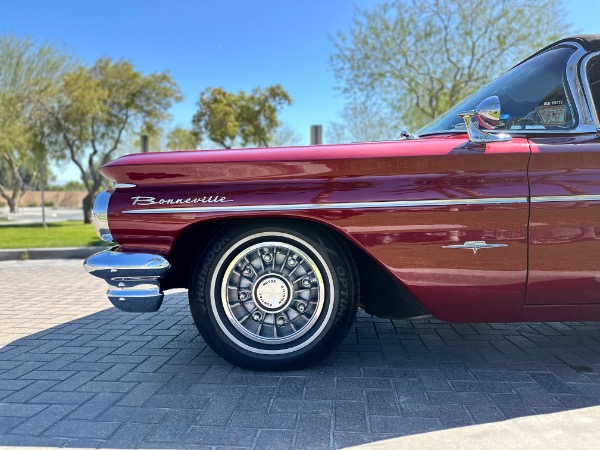 Used-1960-Pontiac-Bonneville-convertible