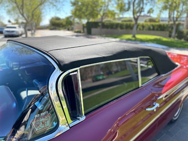 Used-1960-Pontiac-Bonneville-convertible