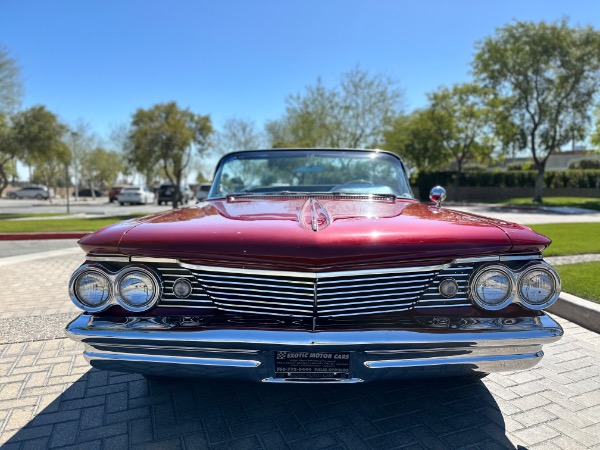 Used-1960-Pontiac-Bonneville-convertible