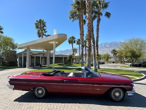 Used-1960-Pontiac-Bonneville-convertible