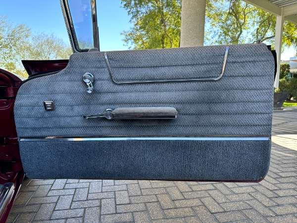 Used-1960-Pontiac-Bonneville-convertible