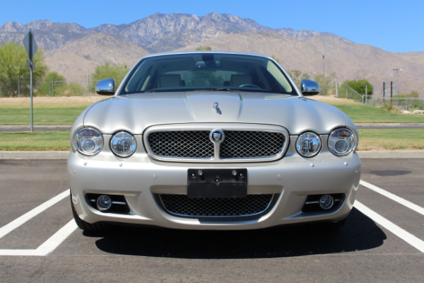 Used-2009-Jaguar-XJ-Super-V8-Portfolio
