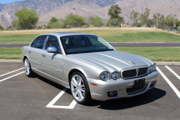 Used-2009-Jaguar-XJ-Super-V8-Portfolio