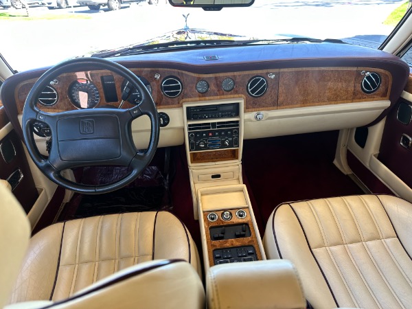 Used-1995-Rolls-Royce-Flying-Spur