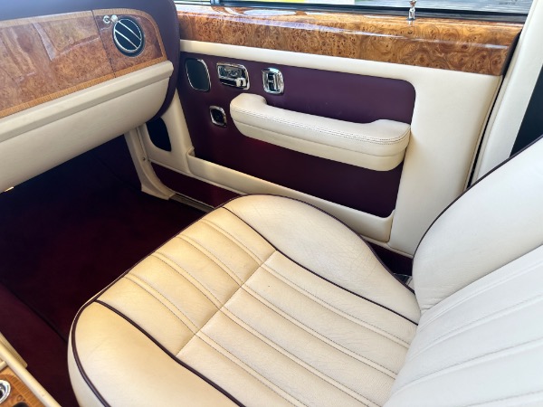 Used-1995-Rolls-Royce-Flying-Spur