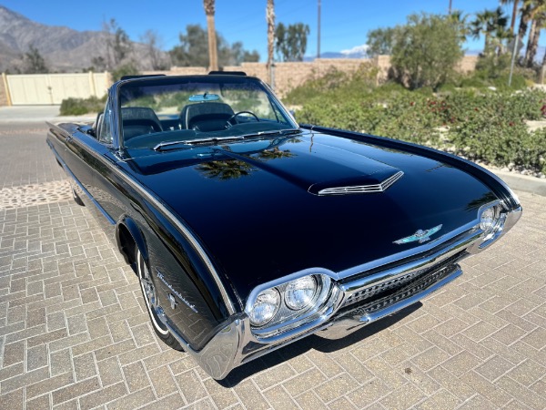 Used-1962-Ford-Thunderbird