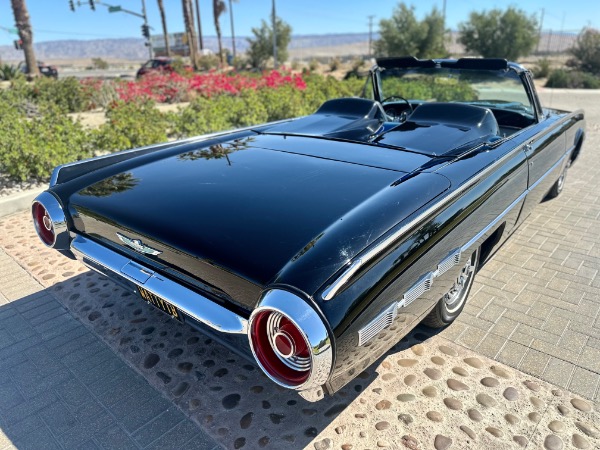 Used-1962-Ford-Thunderbird