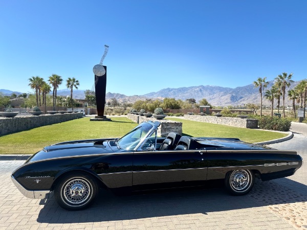 Used-1962-Ford-Thunderbird