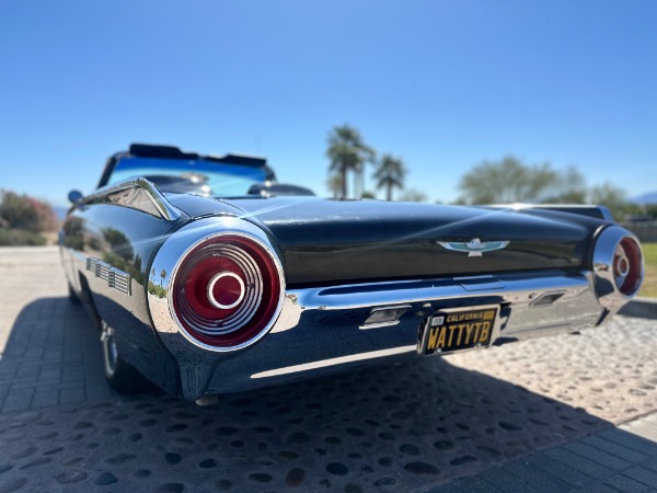 Used-1962-Ford-Thunderbird