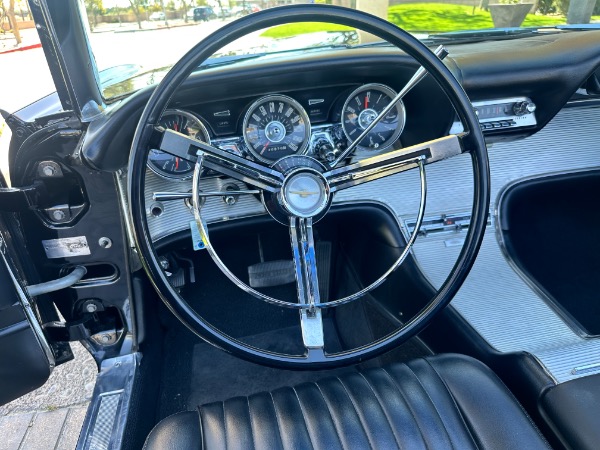 Used-1962-Ford-Thunderbird