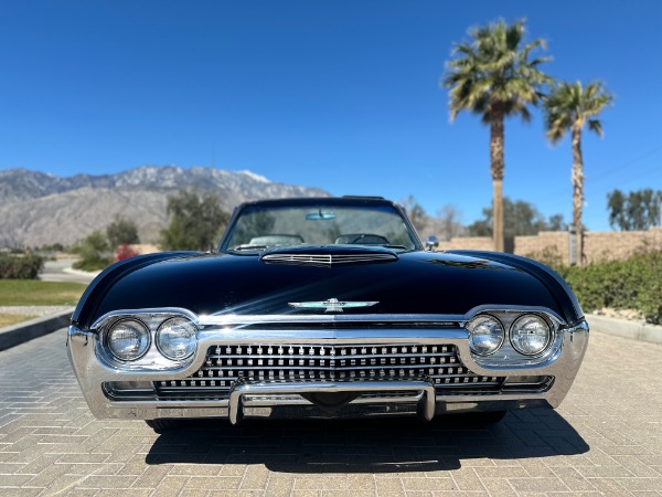 Used-1962-Ford-Thunderbird