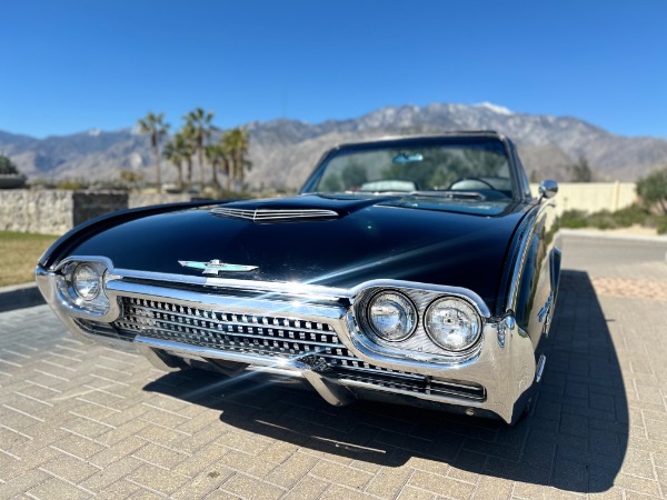 Used-1962-Ford-Thunderbird