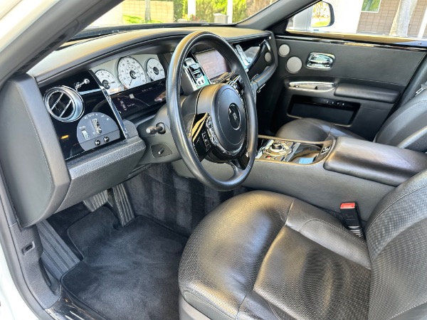 Used-2013-Rolls-Royce-Ghost
